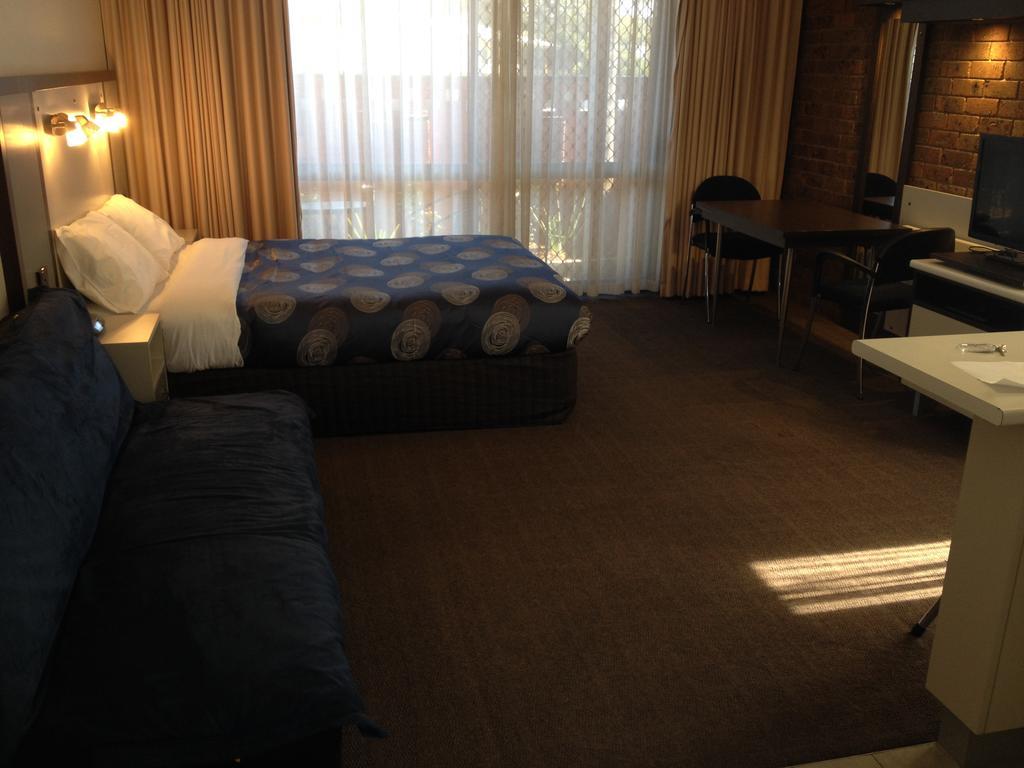 The Central Hotel Motel לייקס אינטרנס מראה חיצוני תמונה